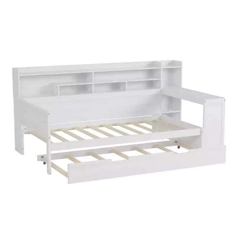 Lit simple avec étagères de rangement