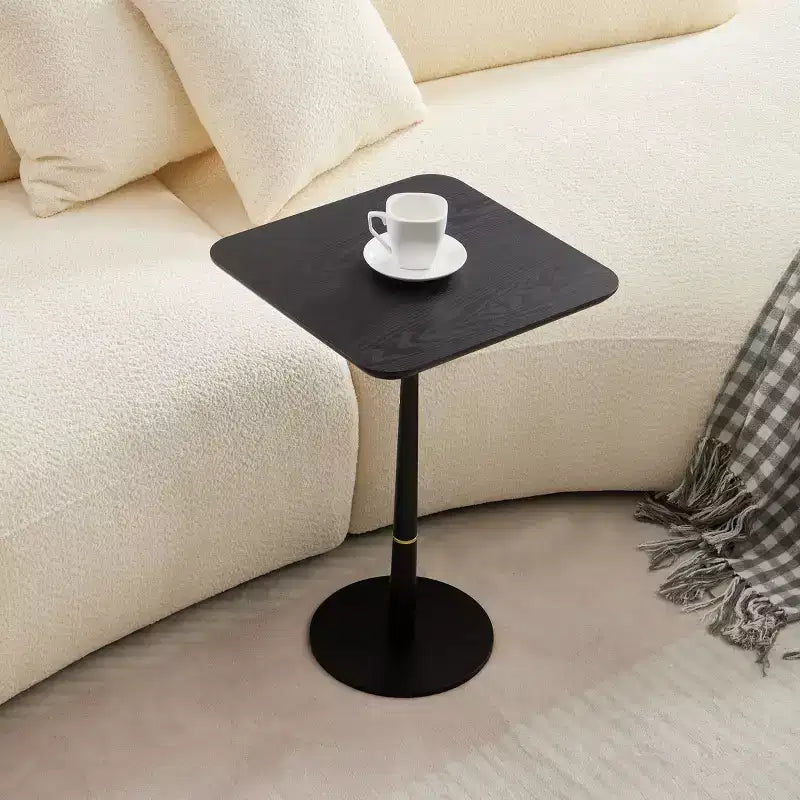 Table d'appoint carrée