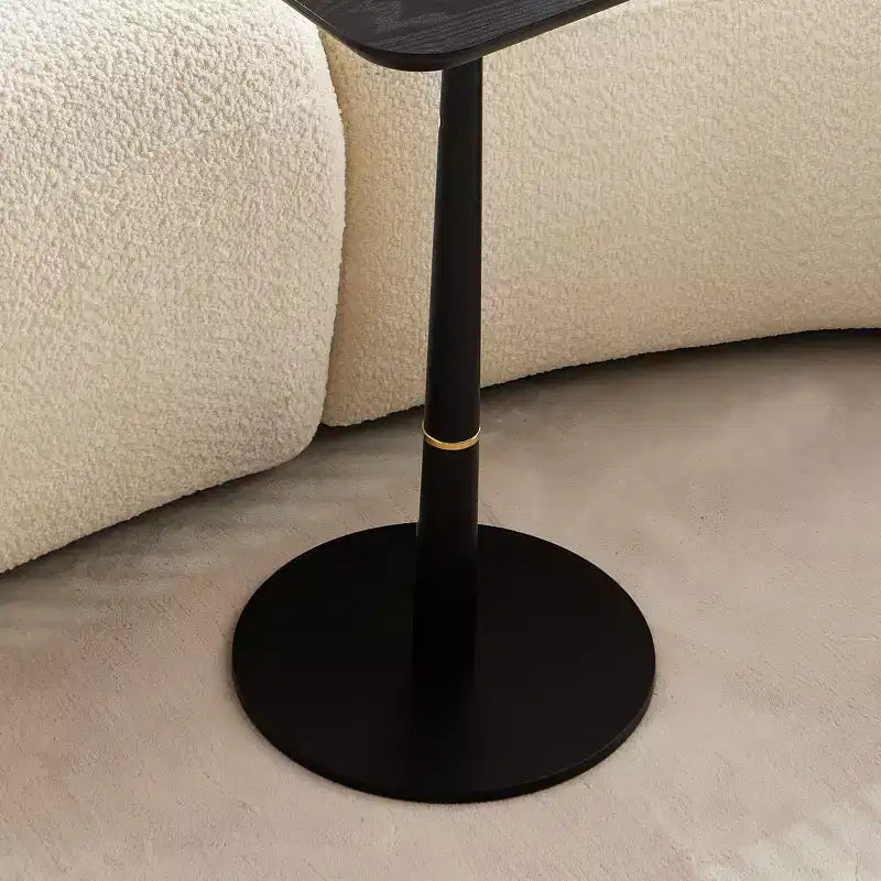 Table d'appoint carrée