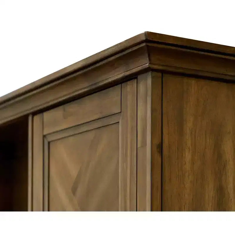Vaisselier en bois traditionnel