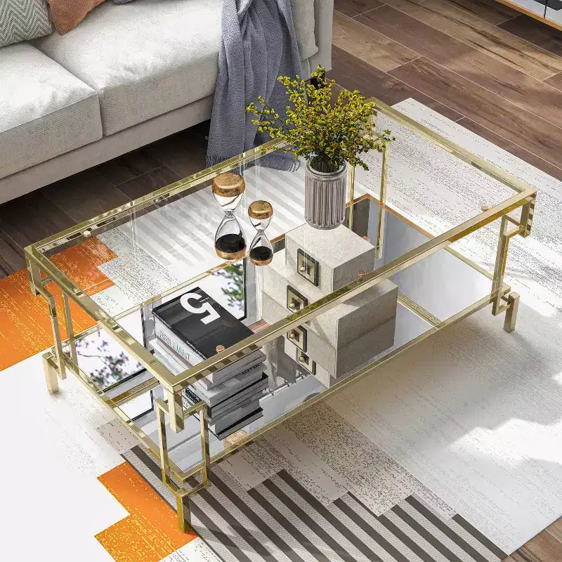 Table basse contemporaine couleur champagne